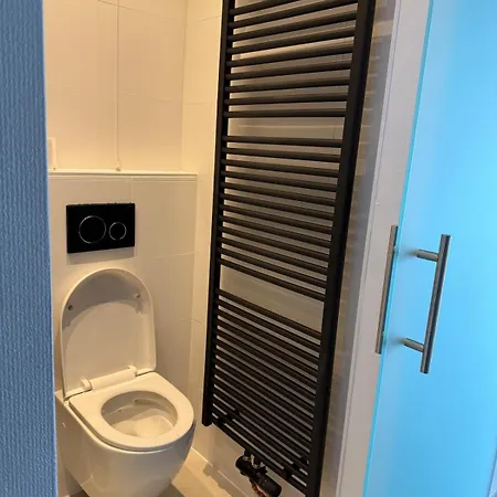 Wembley With Sea View *