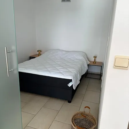 Wembley With Sea View 아파트 미들케르케