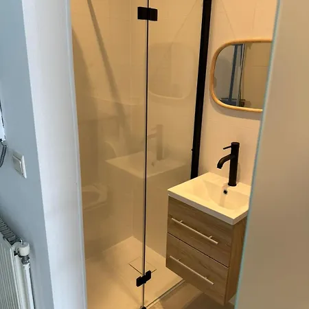 Wembley With Sea View 아파트 미들케르케