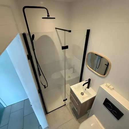 Wembley With Sea View